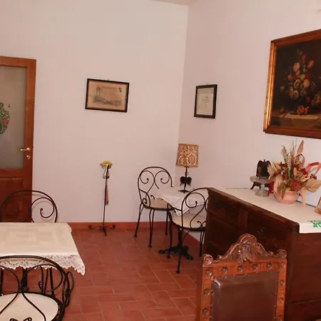 Palazzo Masi Nocleg ze śniadaniem 3*